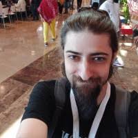 90+ perfiles de «Alejandro Pulido»