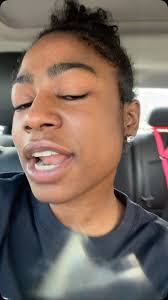 I'm getting drunk and playing fornite tonight and this is EXACTLY what my  girls are gonna hear for hours. I'm doing this bounce edit too 😂😂