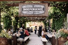Philly Beer Gardens And Breweries That Will Host Your Wedding Beer Garden Design Independence Beer Garden Beer Garden Ideas