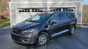 The refreshed minivan also gets increased ride height, a new infotainment system, and a front end that actually looks damn good. 2021 Chrysler Pacifica Hybrid 32 Miles Of Electric Minivan Goodness