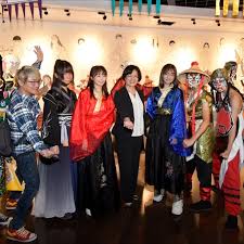 彰化縣國中小七校美術班聯展11 11 22縣立美術館 fashion academic dress dresses