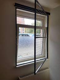 raamhor voor katten hordeur katten hordeuren