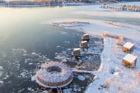 La foto de un paisaje de suecia por la que a un colombiano le han pagado una millonada. Asi De Original Es Este Hotel Flotante En Suecia Ovacen