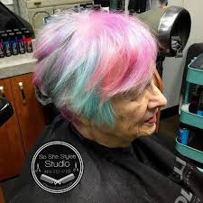 The Best Hairstyles And Haircuts For Women Over 70 The Right Hairstyles For You Belleza