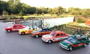 And while the events of this year mean most brands have already revealed their new race offerings, that hasn't stopped the tour being a place to see some shiny new things (from a distance). Voitures Figurines Cyclistes Vehicules Miniature Facebook