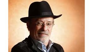 Gosto de pensar que o nosso amor é uma canção do victor espadinha. Victor Espadinha Festeja 55 Anos De Carreira Na Sexta Feira No Casino Estoril Press Minho