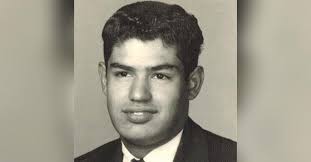 Arnulfo Barrera's Instagram, Twitter & Facebook