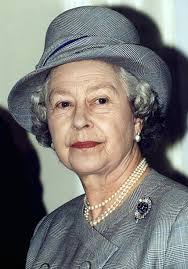 On a Day Like Today ~ June 8, 1995. HM Queen Elizabeth II visited the  cabinet office at Whitehall Palace in London. Shared from History & Lives  of the British Royals  https://www.facebook.com/History-Lives-of-the-British-Royals-122845112442353/  #