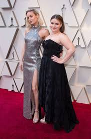 Check spelling or type a new query. Ce Tinute Au Purtat Artistele La Premiile Oscar 2019 Petocuri Fashion Etc Petocuri