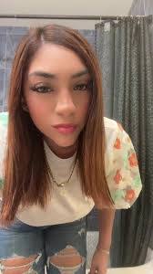 Victoria Vasquez's Instagram, Twitter & Facebook