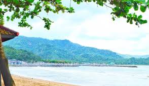 Untuk parkir, kamu tambah rp.3000 untuk kendaraan roda dua, dan rp.5000 untuk kendaraan roda empat. Gambar Pantai Pasir Putih Prigi Ini 3 Keindahan Tersembunyi Pantai Prigi Trenggalek Yang Harus Kamu Tahu Pasir Putih Foto Pa Foto Pantai Pantai Berpasir Pantai