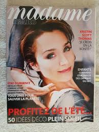 ELLE (2024)- CAMILLE ETIENNE, Klara KRISTIN & Quentin DEMEESTER jouent JANE  B. EUR 18,95