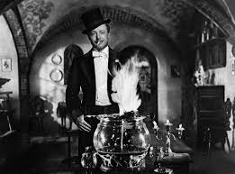 A feuerzangenbowle is a german christmas drink (literally fire tongs punch), but the term also applies to the equipment you need to make it. Die Feuerzangenbowle Wird 75 Gelacht Als Sei Es Die Letzte Gelegenheit Berlin Tagesspiegel