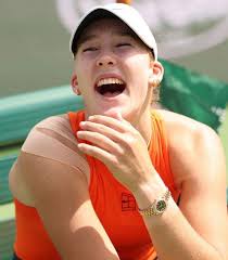 Today the draw of the women's doubles was announced. As in Cinncinati Mirra  will play doubles with A. Pavlyuchenkova and Diana Shneider with Linda  Noskova