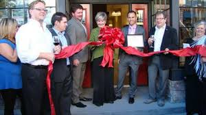 BIZZLINE: A Royal LePage group moves to the core