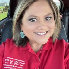 What are some offshore fishing charter suggestions for 4 people