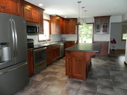 Pure white cabinets create a striking contrast for brazilian cherry floors, making the intricate hardwood patterns appear as miniature pieces of art beneath both contemporary and traditional cabinet styles work with brazilian cherry, so don't feel limited when choosing to go light. Astounding Collections Of Kitchens With Cherry Cabinets Concept Kerangka Gambar