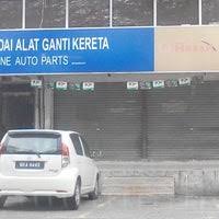Memandangkan bilangan kereta tumbuh setiap tahun, permintaan alat ganti juga meningkat. Photos At Kedai Alat Ganti Kereta B One Auto Parts 13 Visitors