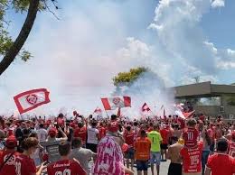 O corinthians não deverá contar com tiago nunes comandando o grupo pelo banco de reservas. Inter Reforca Apelo Contra Aglomeracoes Para Jogo Contra O Corinthians