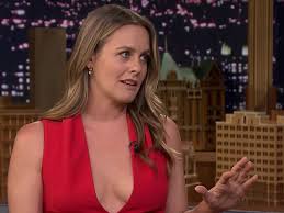 Alicia silverstone on her iconic role in the now classic clueless. Alicia Silverstone Says A Clueless Sequel Isn T Going To Happen Sorry