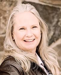 Primary 2022 • House District 3: Challenger Wood says she would apply  critical thinking to lawmaking