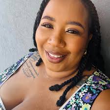 On the 21st day of Women's Month, I'd like to show love and appreciation to  my dear friend and confidant @lebohangmlangeni a beautiful soul with a big  heart, a great mom, wife