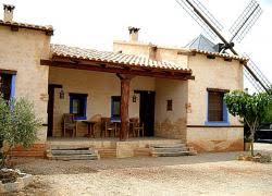 .parque natural lagunas de ruidera y a los pies de la laguna tinaja, en ossa de montiel (albacete), se encuentras las casas rurales laguna la tinaja. Casas Rurales Lagunas De Ruidera Casa Rural En Ossa De Montiel Albacete