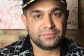 O comediante evandro santo se consagrou no pânico, mas antes foi modelo vivo. Evandro Santo Revela Abuso Sexual E Vicio Em Drogas