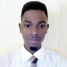 Theo Davis na platformě X: „@ngurumo Huyu jamaa alilewa sana madaraka“