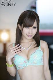 Kojima Minami - Kojima Minami added a new photo.