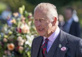 Oof! Kate's "rock" is looking ragged.😳 : r/KateMiddletonMissing