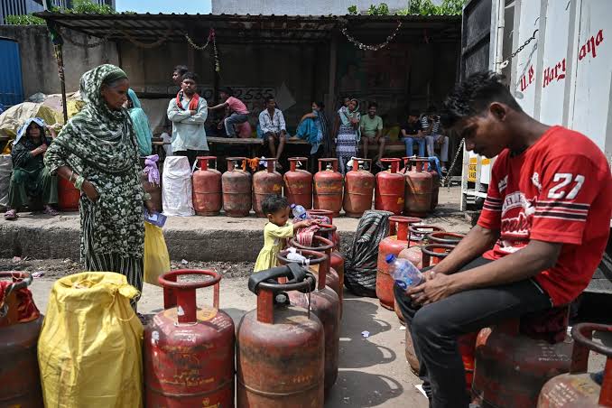 Iran War Fuel Shock: APAC Uses Subsidies, Diplomacy Against Oil, Gas  Shortages - Bloomberg
