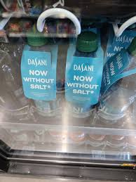 El agua Dasani ahora vende agua sin sal. : rmildlyinteresting