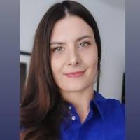 60+ "Laura Wal" profiles