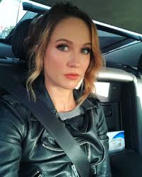 Feelin like a boss in the back seat thanks to @derekyuan and @madeupbym 💋  #buckleup