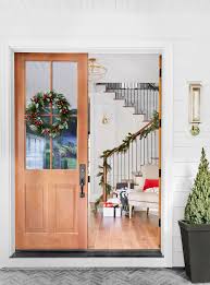 A wide variety of lighted christmas garlands options are available to you, such as warranty(year), occasion, and print method. 30 Christmas Garland Ideas Decorating With Holiday Garlands