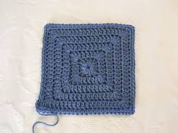 To vote, please use the stars on the bottom. Free Pattern Quick And Easy Simple Solid Granny Square Knit And Crochet Daily Granny Square Crochet Pattern Crochet Square Patterns Crochet Patterns