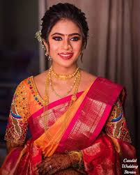 Anuradha art jewellery has the wonderful collection in traditional maharashtrian jewellery. 20 Maharashtrian Wedding Dress For Couples Groom Bride