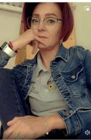 Sra Enidia Patricia Verduzco... esta sra es bien labiosaa pide dinero x  todas partes y la estoy subiendo para k no kaigan kmo kaii yoo ami m debe  20 mil pesos dsd