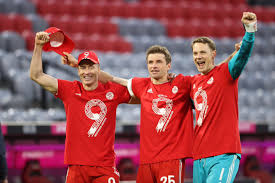 He also likes to troll former bayern munchausen teammate and brazilian dante and peperedecarde. Thomas Muller On Twitter 9 In A Row Fcbayern Miasanmeister Bundesliga Fcbayern Lewangoalski Neuerthewall Esmuellert Team