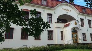 3 § brottsbalken) trots att den tilltalade förklarat . Nojesprofilen Domd Till Fangelse For Grov Fridskrankning P4 Gavleborg Sveriges Radio