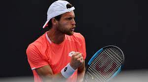 O tenista português joão sousa desceu hoje ao 110.º lugar do 'ranking' atp, que continua a ser liderado pelo sérvio novak djokovic, apesar da derrota ante o espanhol rafael. Joao Sousa E O Tenista Numero Um De Portugal Bom Dia Luxemburgo