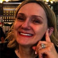 100+ perfiles de «Radowski»