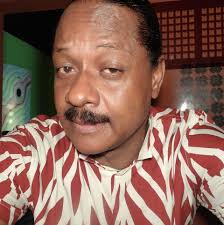 Chicago local #1 Iron Workers remake the iconic “Lunch atop a  Skyscraper”photo that was originally captured in 1932. 🤯