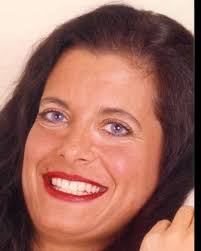 Mary Berns's Instagram, Twitter & Facebook