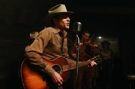I Saw The Light Review Tom Hiddleston Croons Sad Songs In Subpar Hank Williams Biopic
