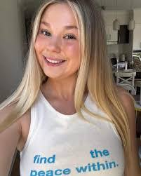 Erin Hegarty's Instagram, Twitter & Facebook