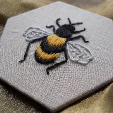 Embroidery designs bee embroidery hand embroidery patterns cross stitch embroidery tumblr embroidery quilt patterns crochet patterns art textile beaded embroidery hand embroidery embroidery designs lesage dolce and gabbana man textiles gold work bees knees queen bees. The Best Of Bee Hand Embroidery Patterns Pumora All About Hand Embroidery