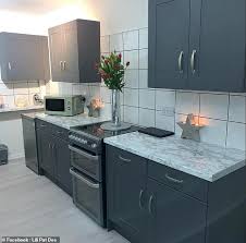 Kitchen cupboard paint is designed to be far more hard wearing than standard paints. Savvy Women Gives Her Tired Looking Kitchen A Modern Makeover For 250 Readsector