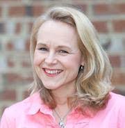 Mitzi Gibbs's Instagram, Twitter & Facebook